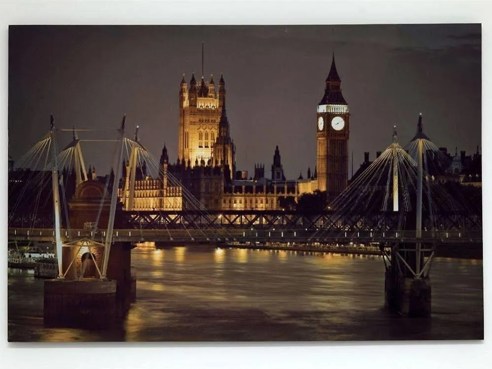 In2 London Apartment