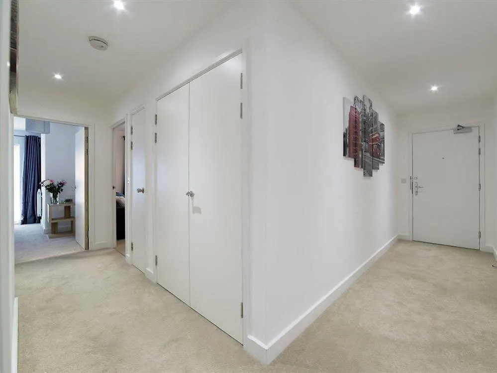 In2 London Apartment