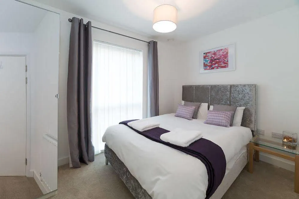 In2 London Apartment